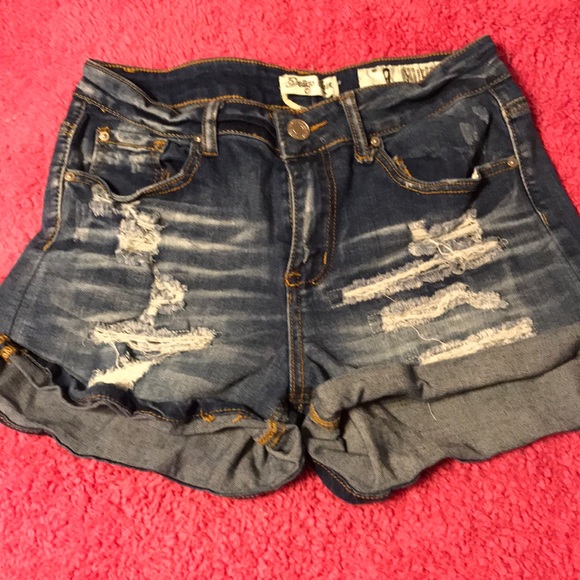 Womens denim shorts - Picture 1 of 2